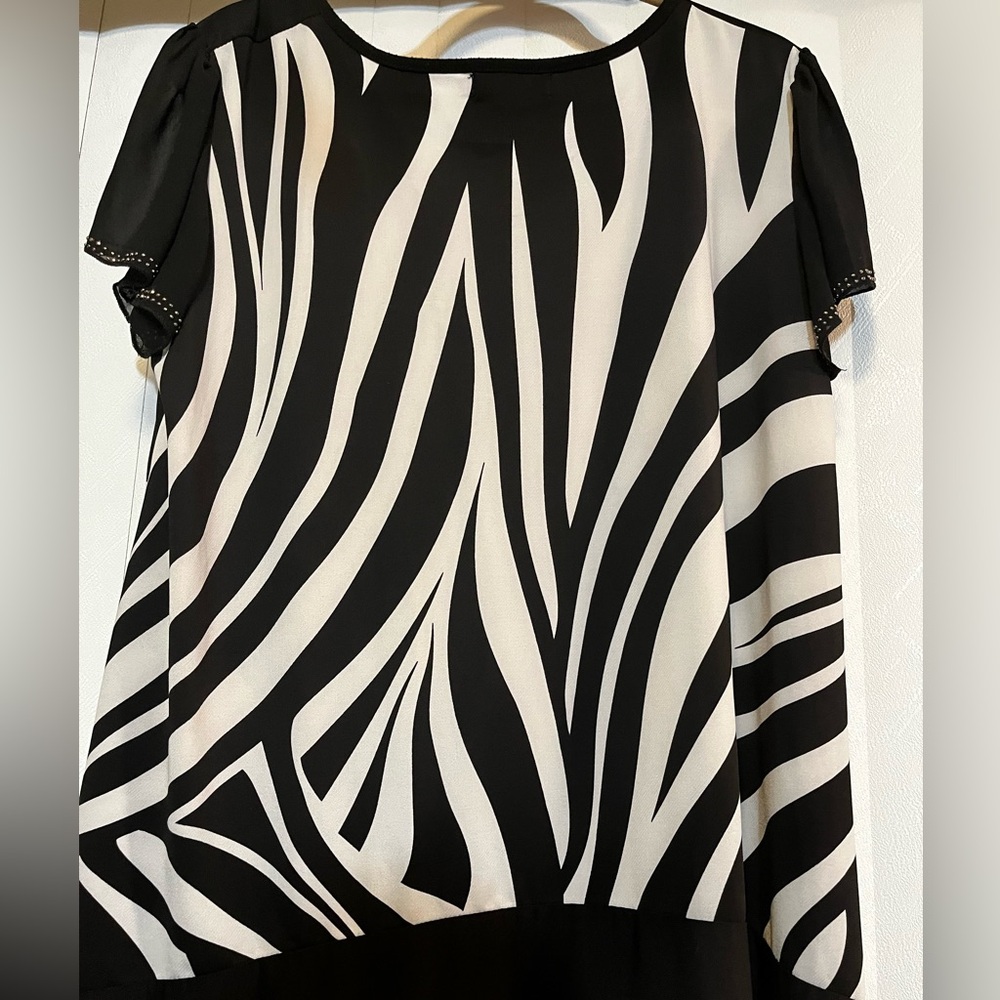 Elegant Zebra Pattern Women's Blouse